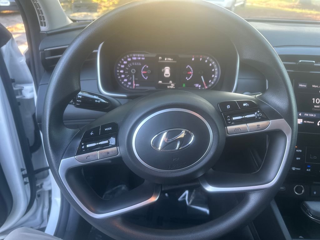 Used 2024 White Hyundai SEL image 15