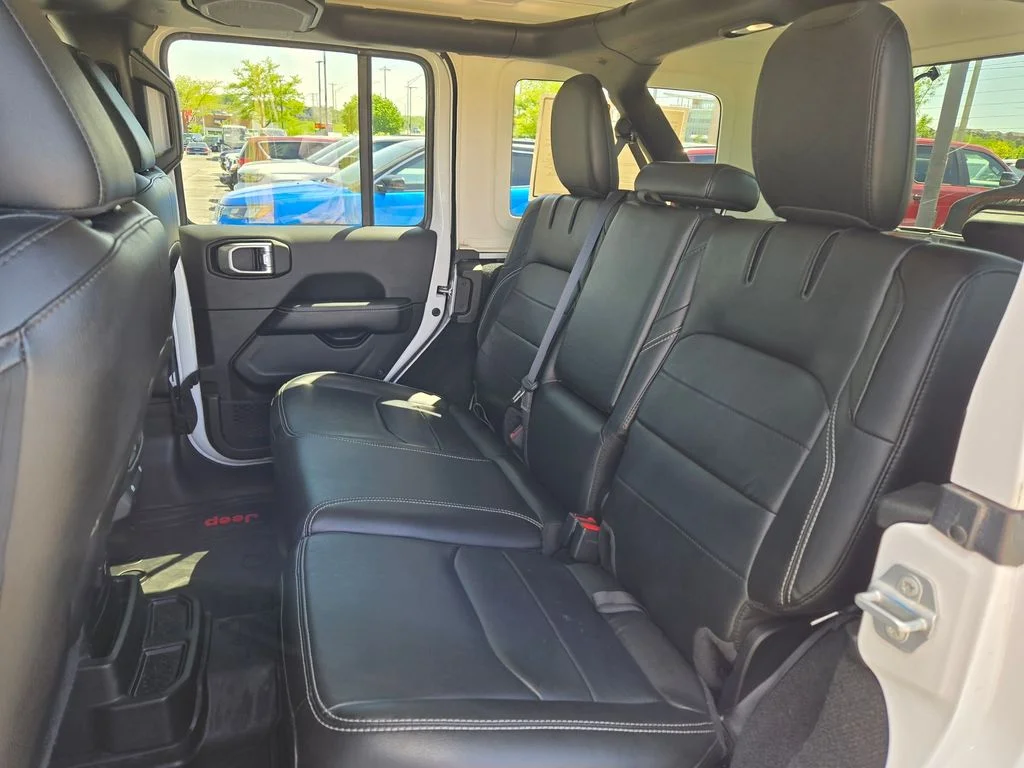 Used 2023 White Jeep Sahara 4xe image 29