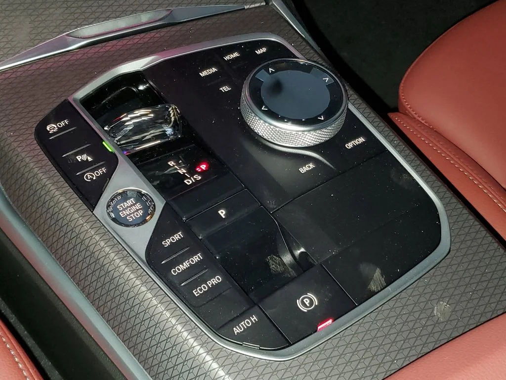 New 2026 Dravit Grey Metallic BMW 330i image 25