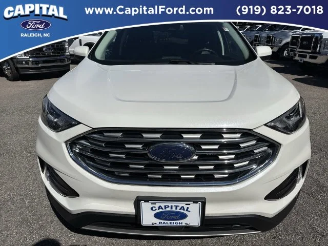 Used 2022 White Ford SEL image 10