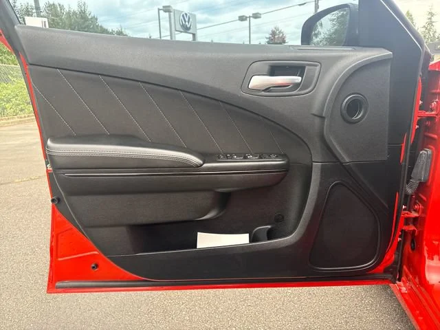 Used 2022 Go Mango Dodge SXT image 25
