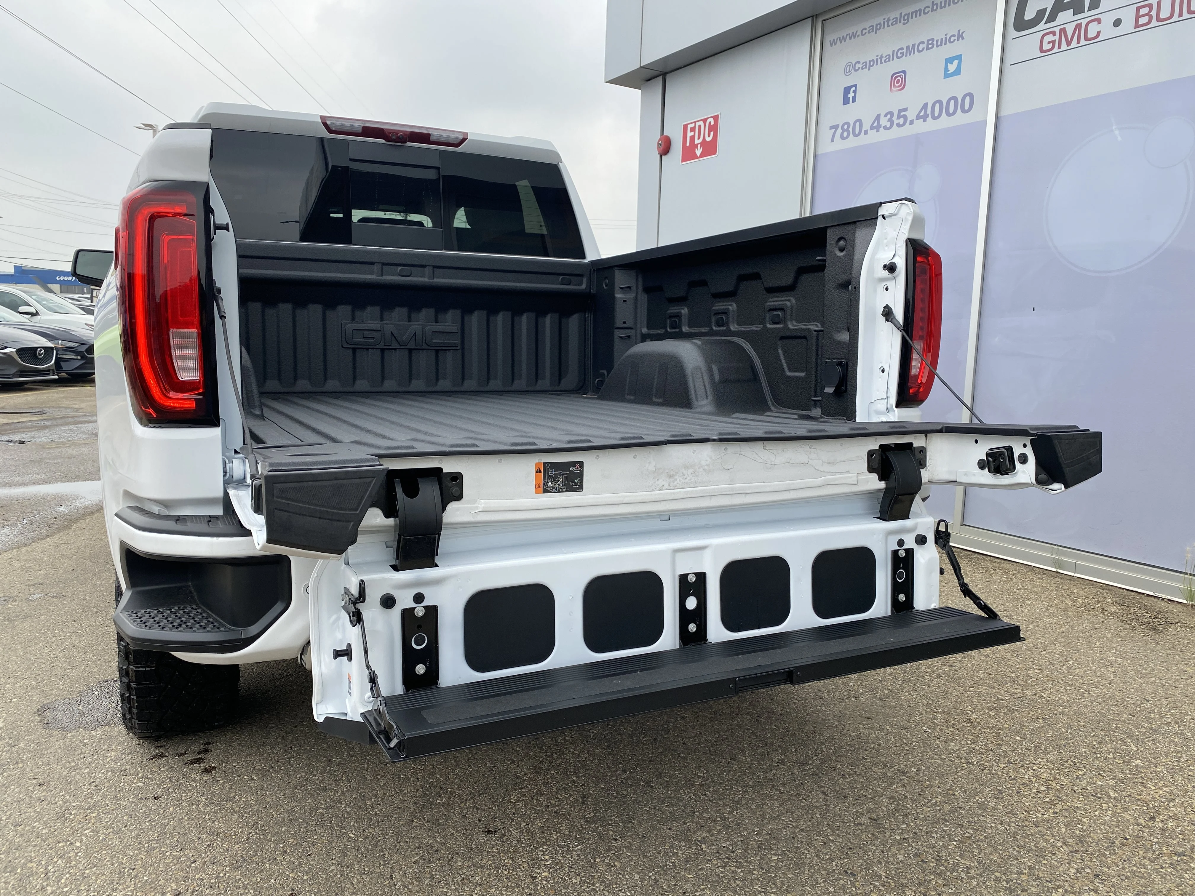 New 2026 Summit White GMC AT4 image 5