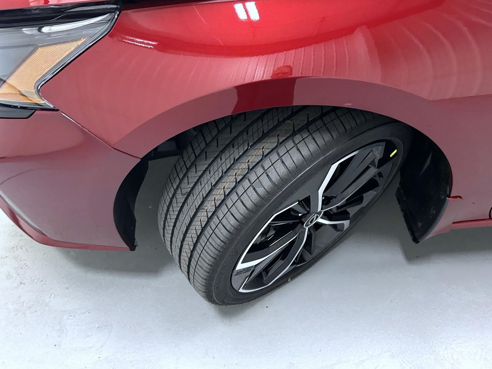 New 2026 Scarlet Ember Tintcoat Nissan 2.5 SR image 22