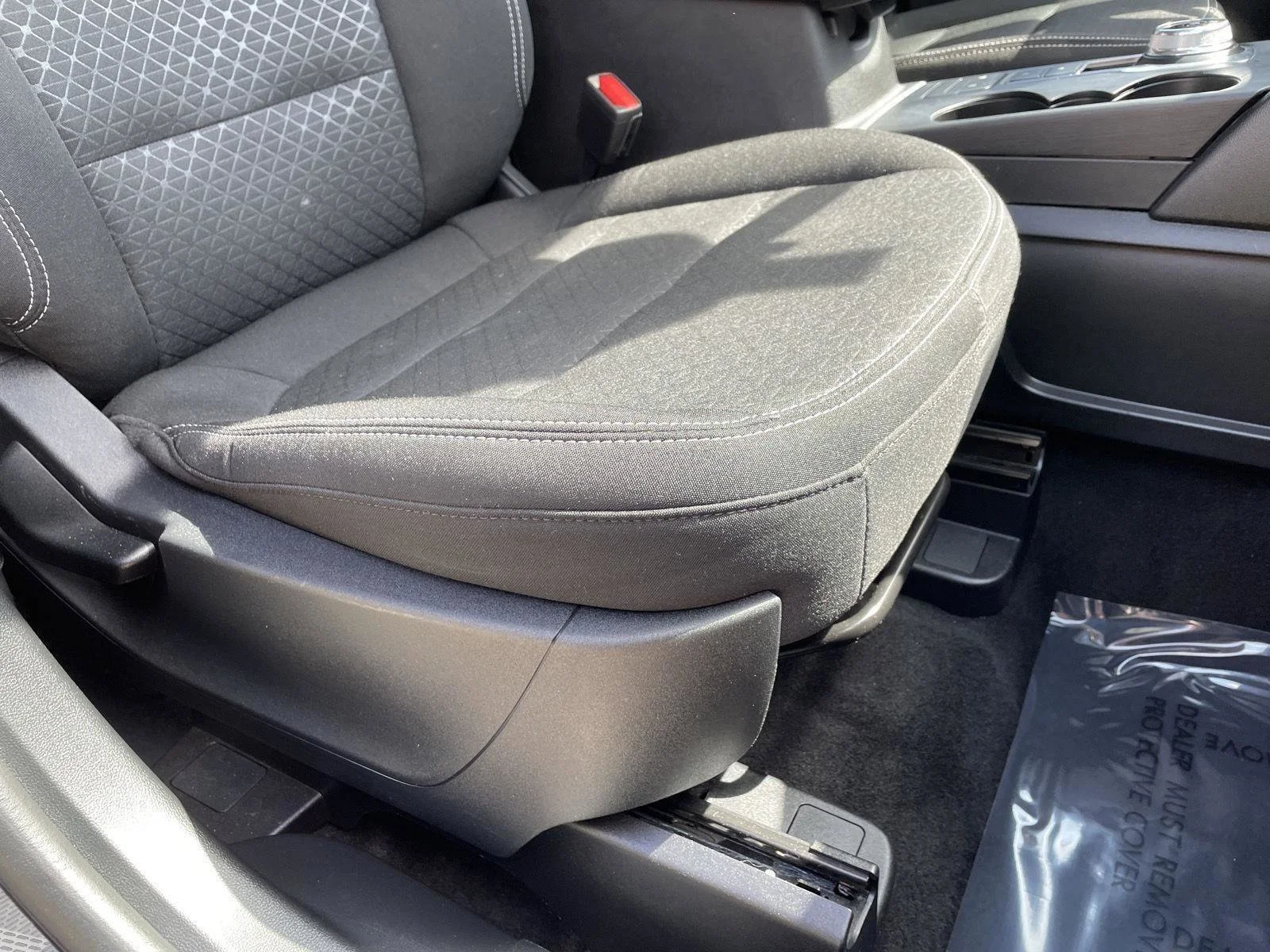 Used 2025 Agate Black Ford Active image 3