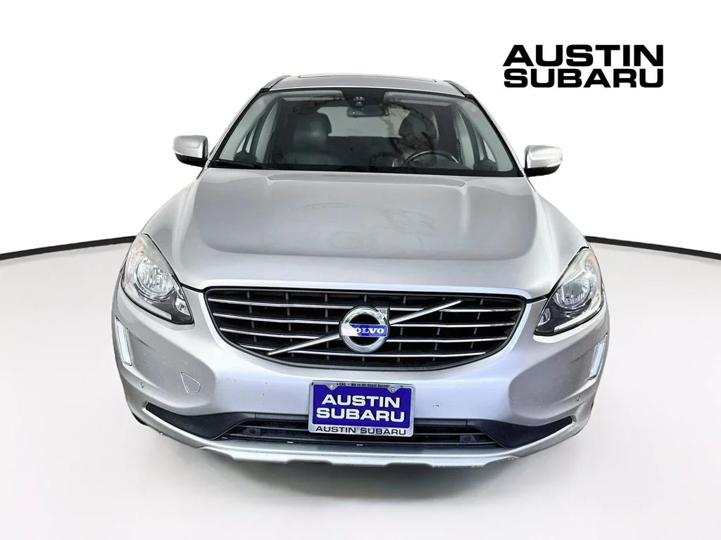 Used 2014 Silver Volvo  image 2