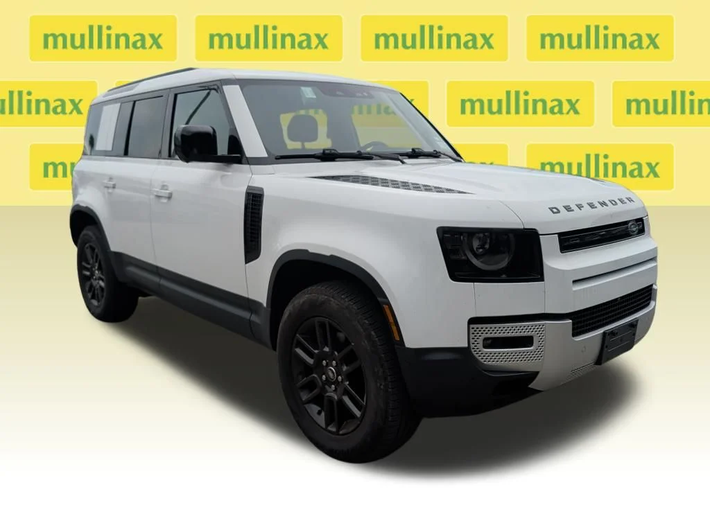 2025 Land Rover Defender's photo