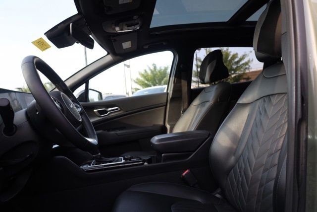 Used 2024 Green Kia X-Line image 18