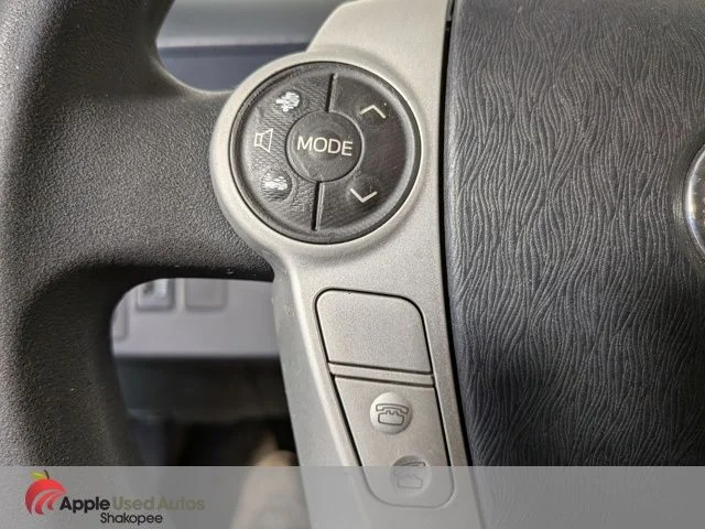 Used 2014  Toyota Two image 23