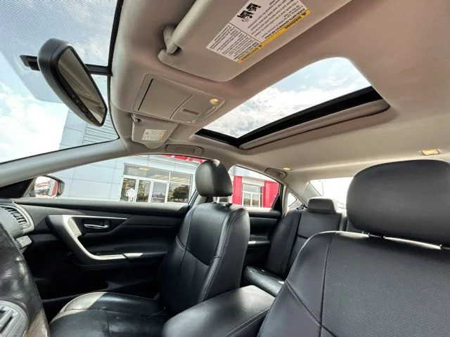 Used 2017 Gun Metallic Nissan 3.5 SL image 34