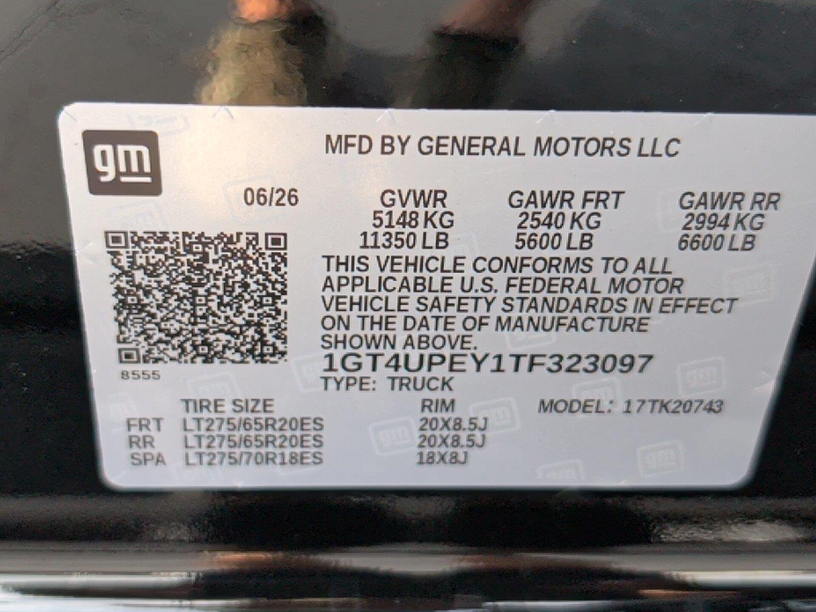 New 2026 Onyx Black GMC AT4 image 42