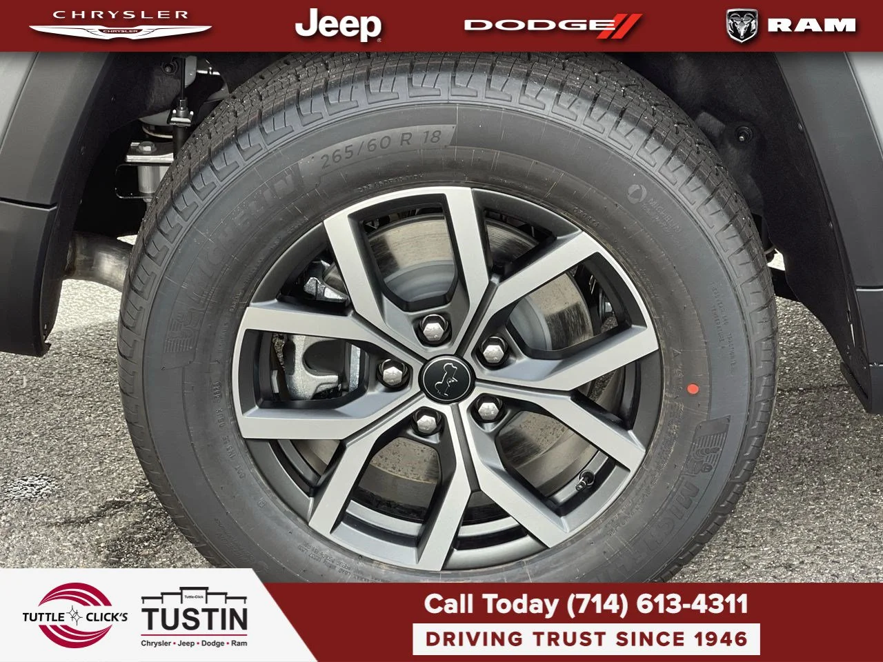 New 2027 Sting-Gray Clear-Coat Paint Jeep Laredo X image 17