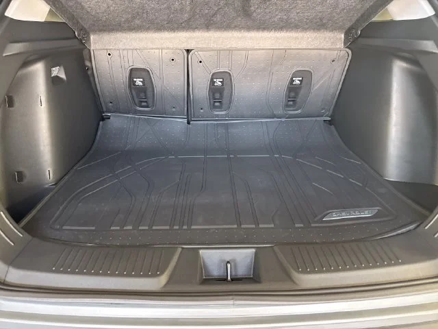 New 2026 Sterling Gray Metallic Chevrolet LT image 19