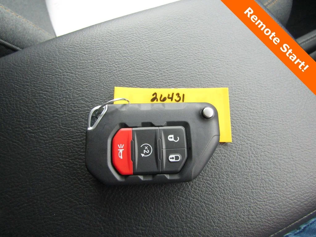 New 2026 Mojito Clearcoat Jeep Sport RHD image 15