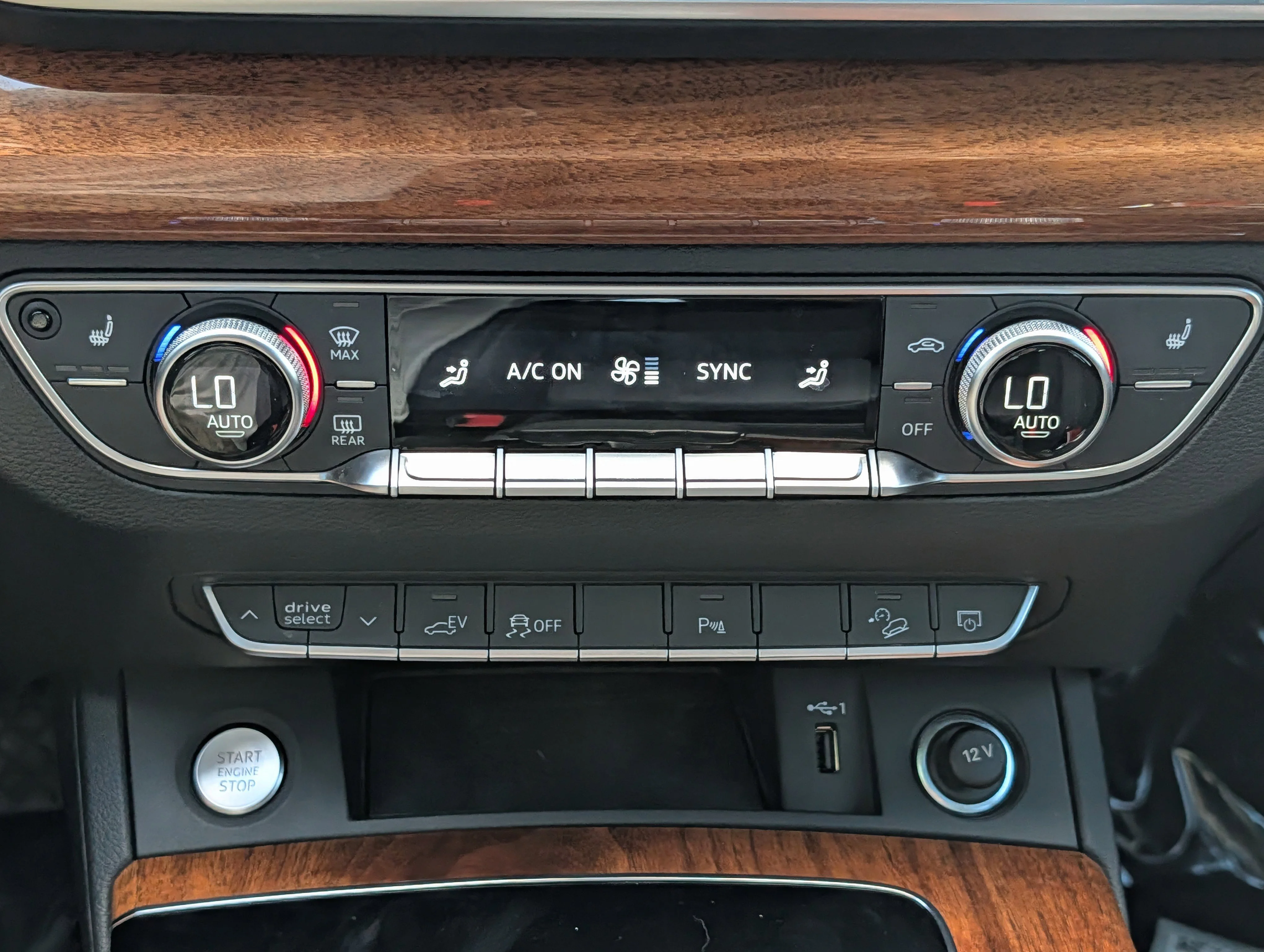 2023 Audi Q5 Premium - Photo 25