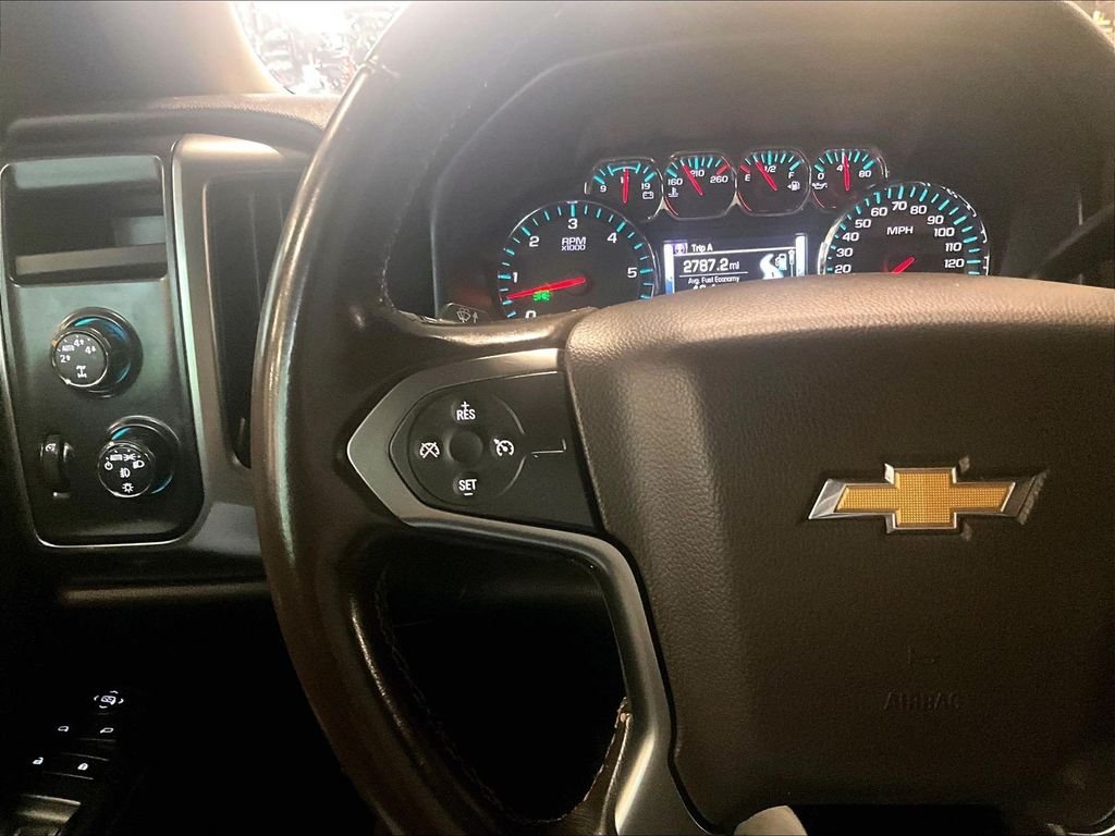 Used 2016 Red Chevrolet LT image 22