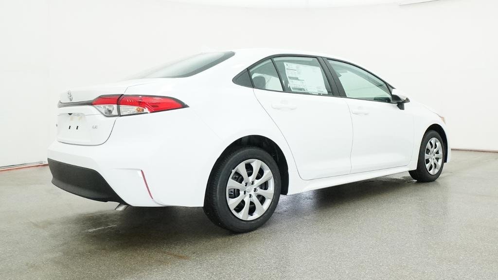 New 2026 Ice Cap Toyota LE image 45