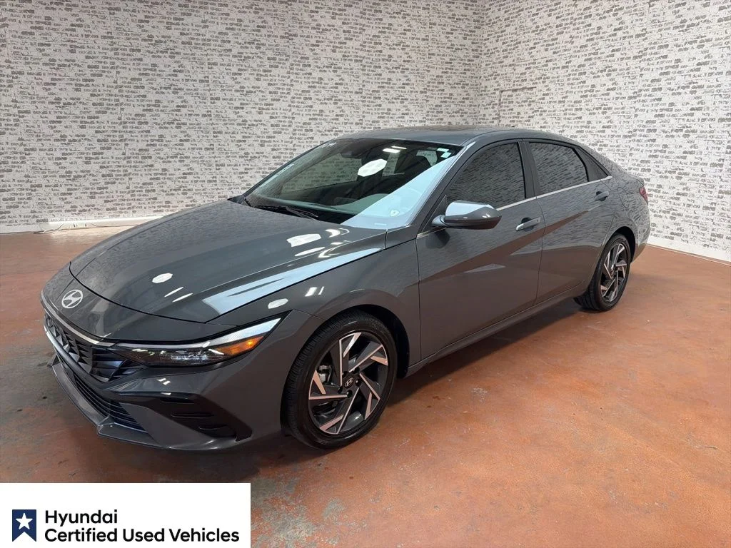 Certified Used 2025 Ecotronic Gray Hyundai SEL Convenience image 3