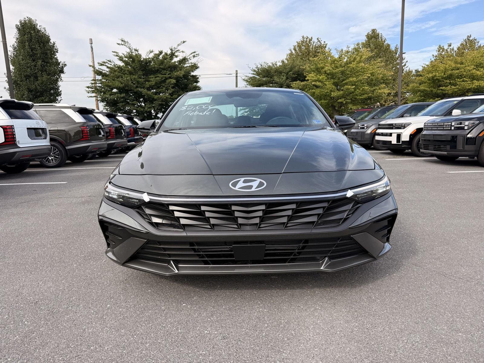 New 2026 Amazon Gray Hyundai SEL Sport image 3