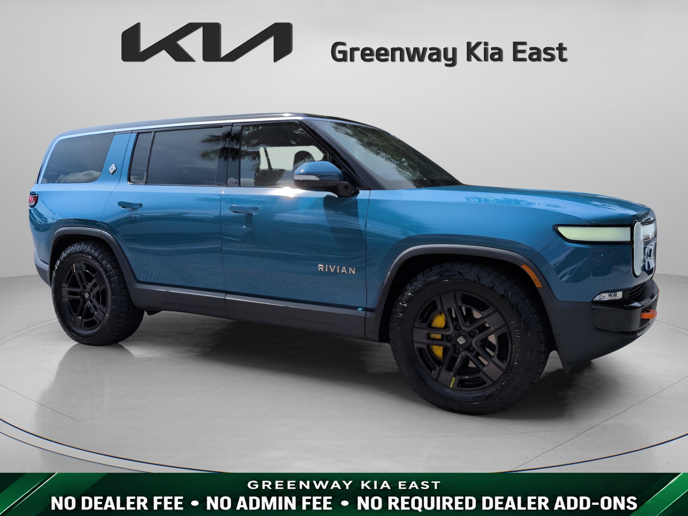 2023 Rivian R1S