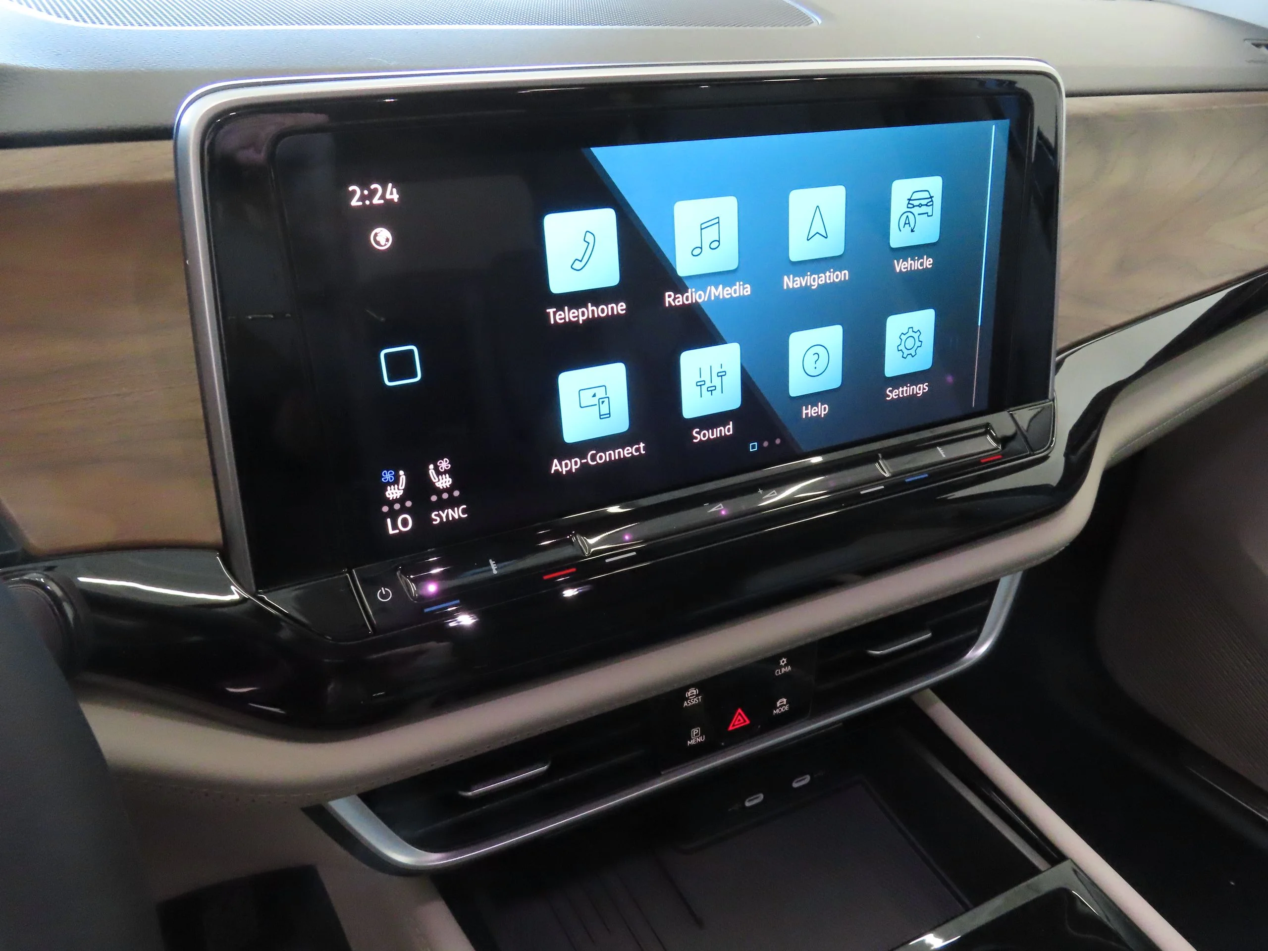 New 2026 Gray Volkswagen 2.0T SE w/Technology image 17