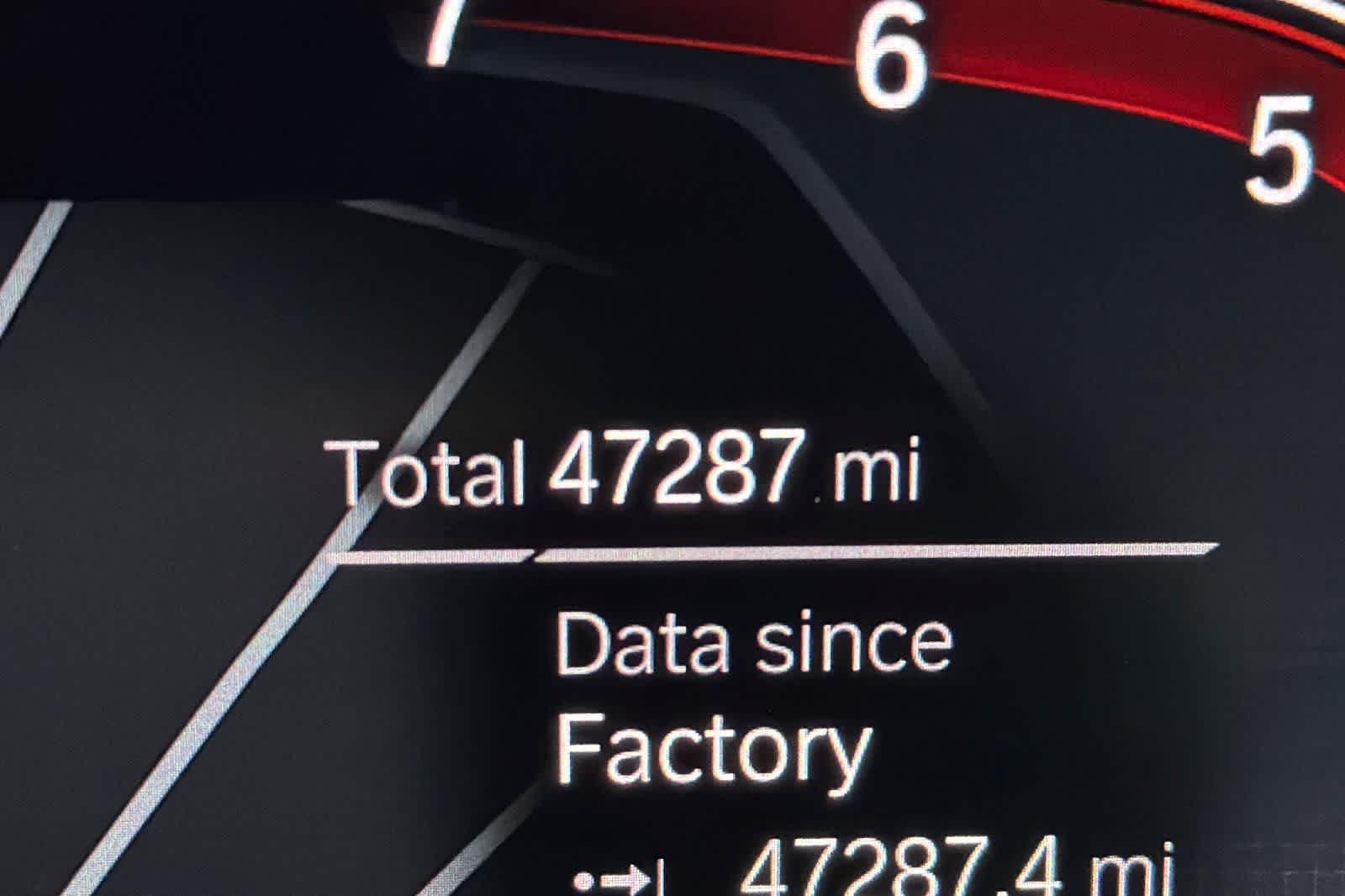 Used 2022 Arctic Grey Metallic BMW xDrive45e image 26