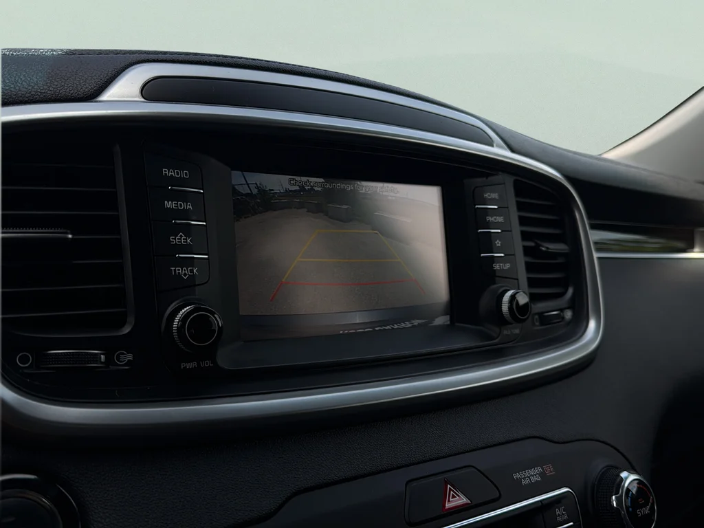 Used 2020 Gravity Gray Kia EX image 9