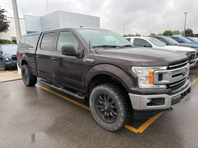 Used 2018 Black Ford XLT image 3