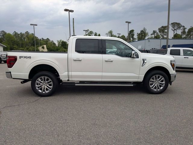 New 2026 Star White Metallic Tri-Coat Ford Lariat® image 3