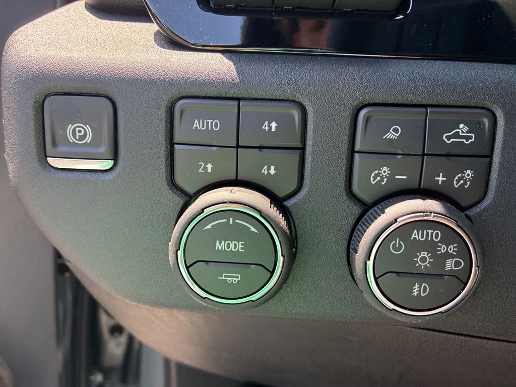 2026 Chevrolet Silverado 1500 High Country - Photo 12
