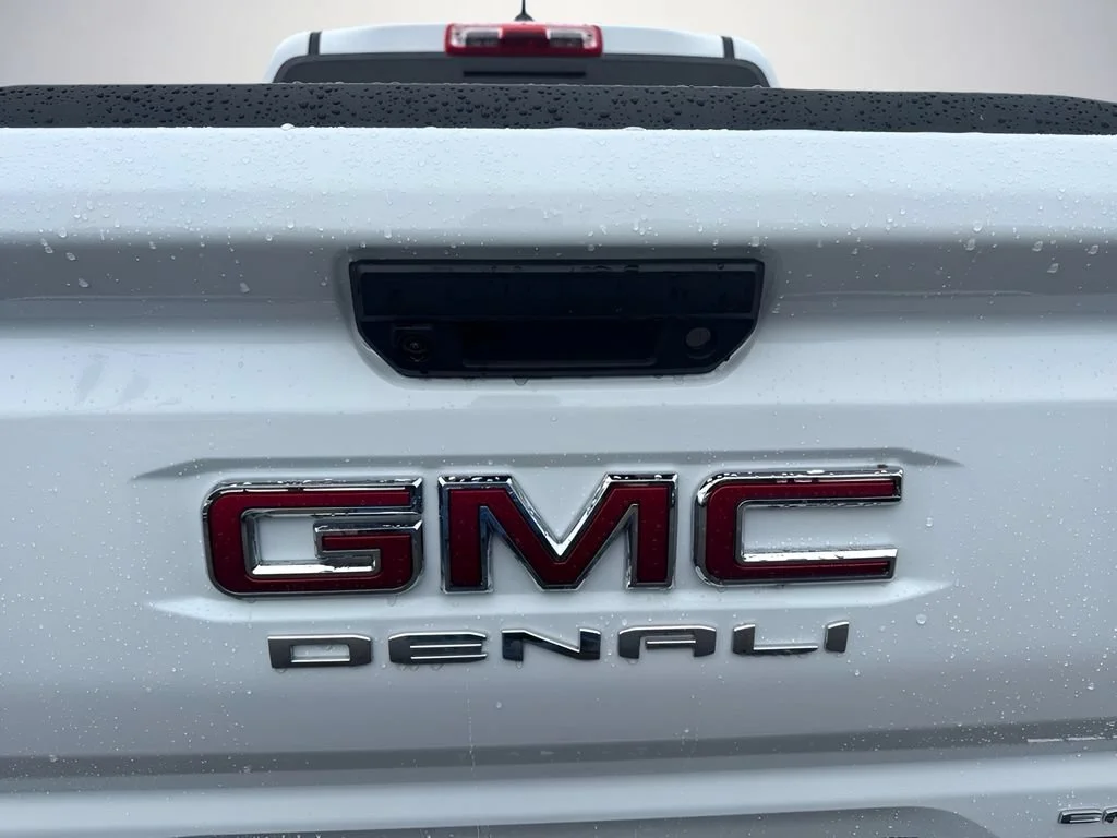 New 2026 Summit White GMC Denali image 33