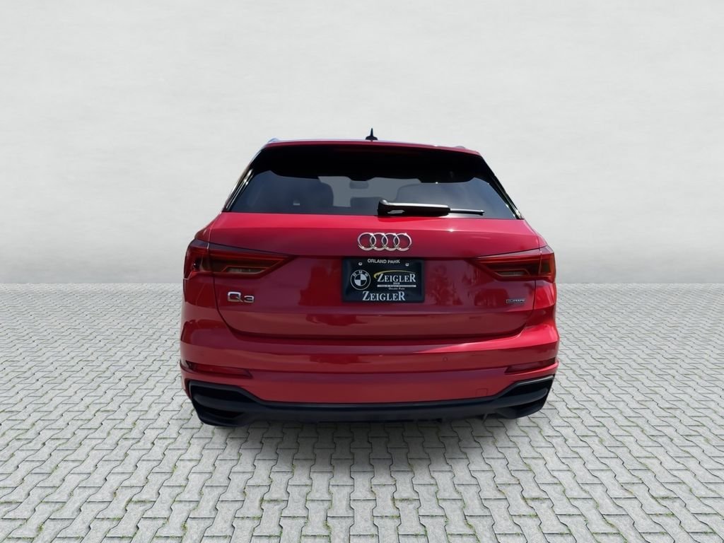Used 2025  Audi Premium image 7