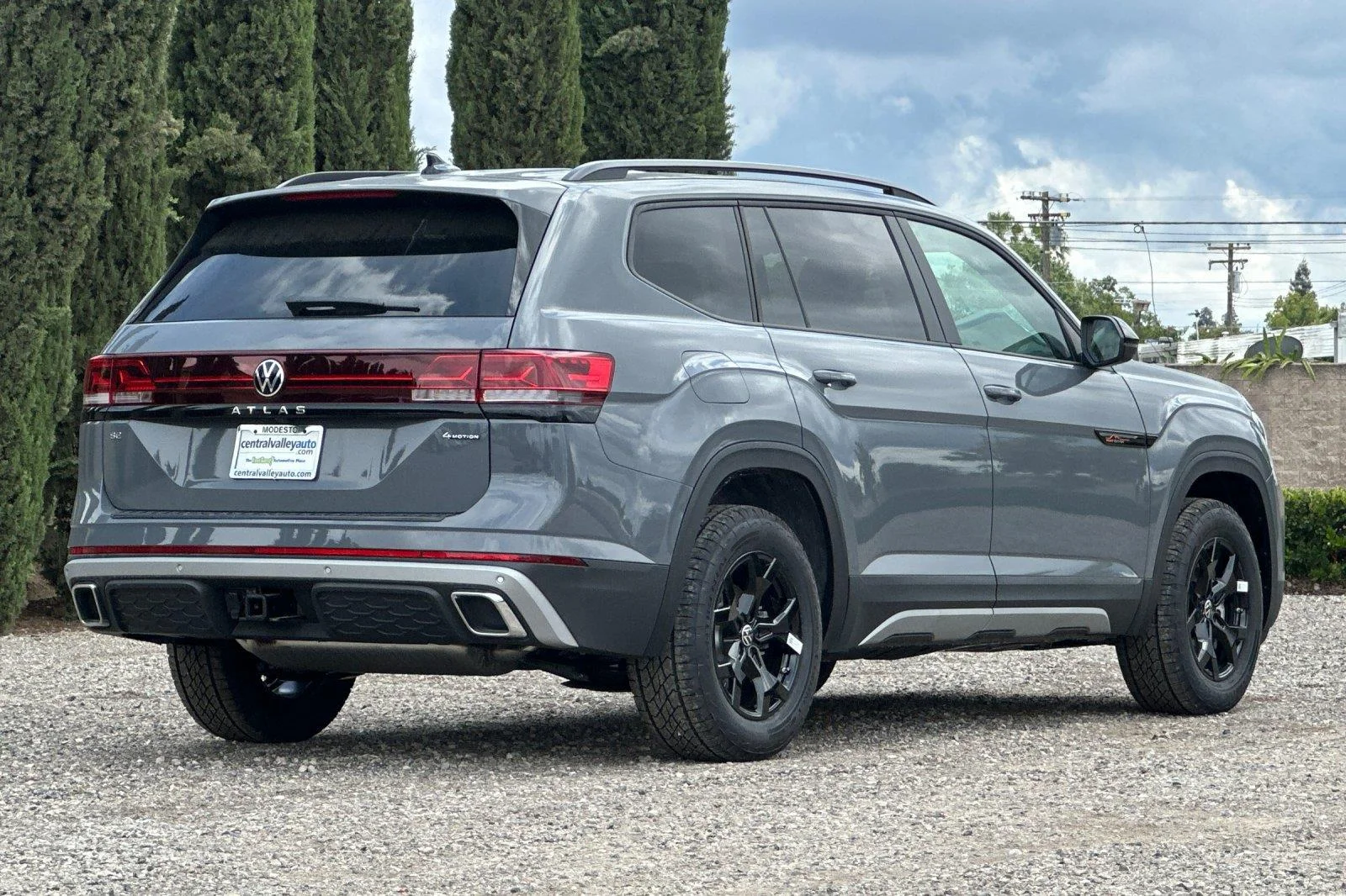 New 2026 Pure Gray Volkswagen 2.0T Peak Edition image 4