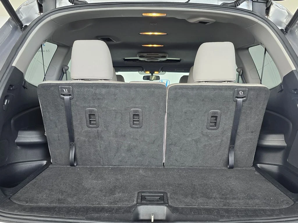 Used 2016 Silver Honda EX-L image 72