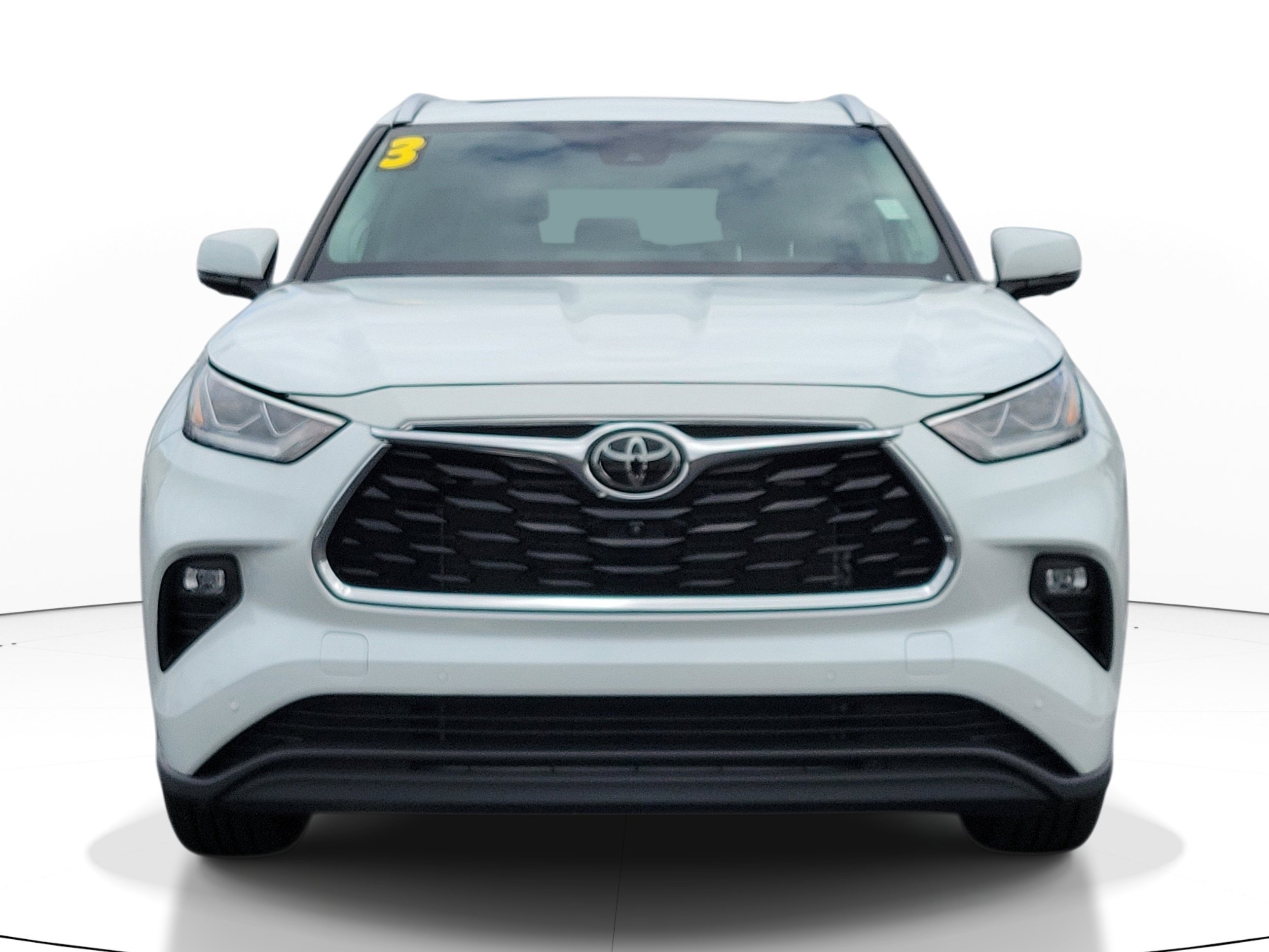Used 2023 Wind Chill Pearl Toyota0 Limited image 1