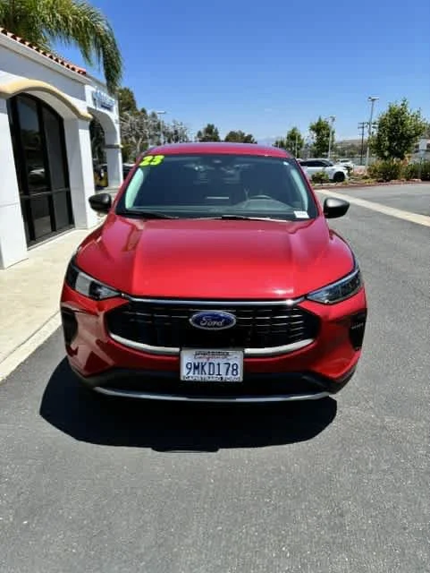 Used 2023 Red Ford Active image 1