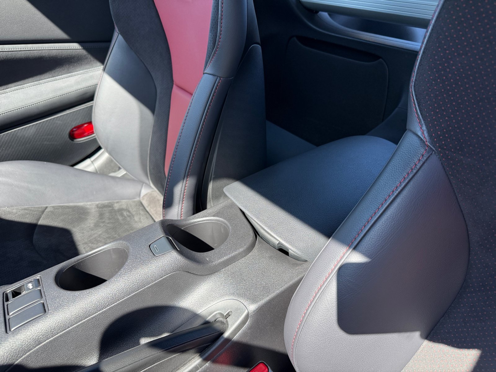 Used 2024 Brilliant Silver Nissan NISMO image 14