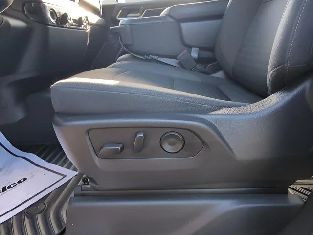 Used 2022 Black Chevrolet LT image 13