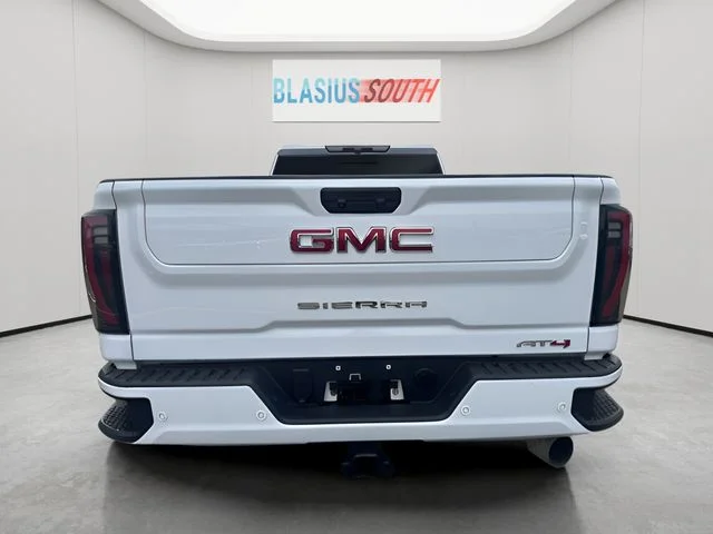 Used 2024 White GMC AT4 image 4