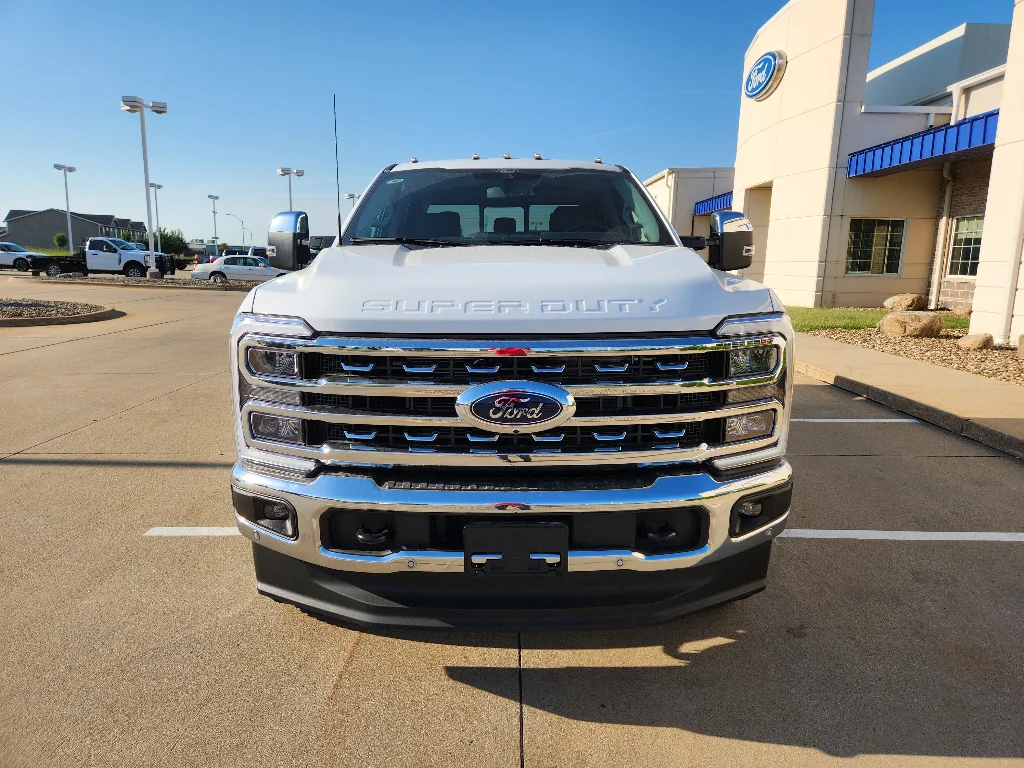 New 2026 Oxford White Ford F-250® Lariat® image 3