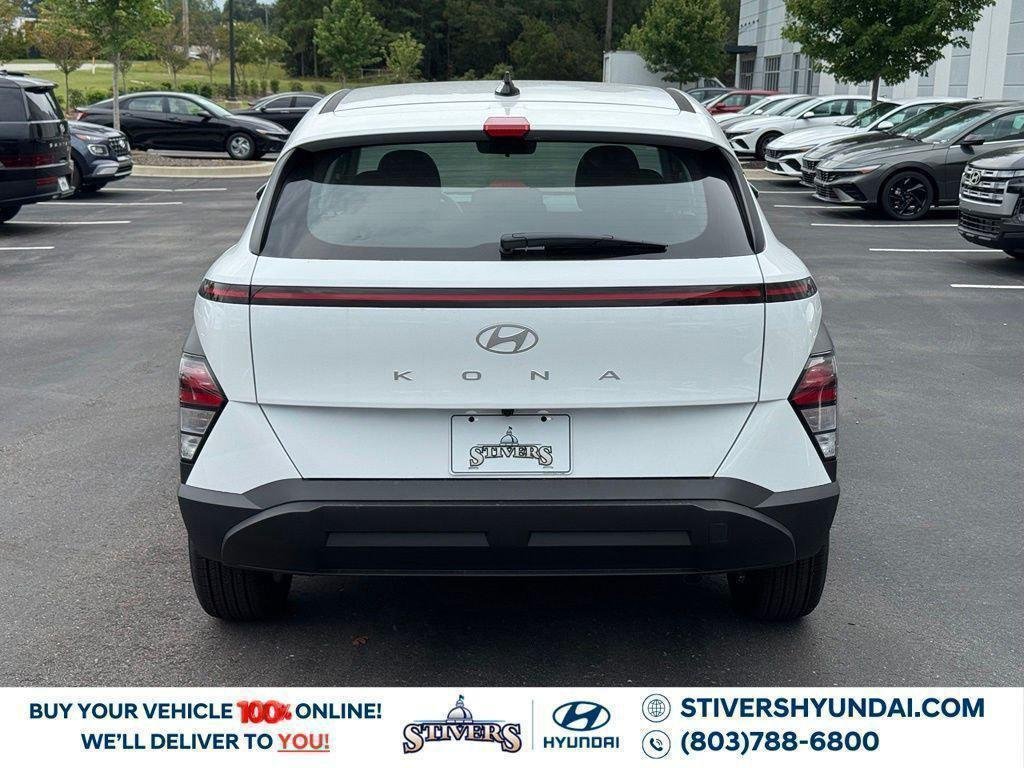 New 2027 White Hyundai SE FWD image 11