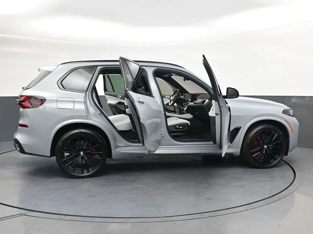 Used 2026 Gray BMW xDrive40i image 36