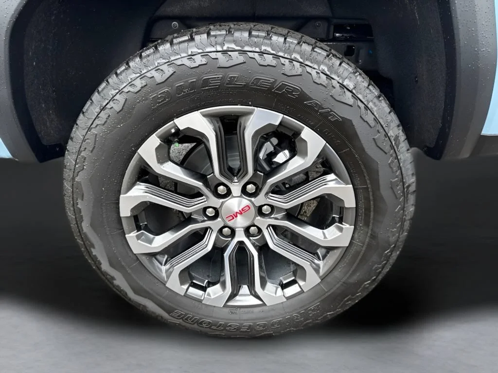 New 2026 Glacier Metallic GMC Denali image 38
