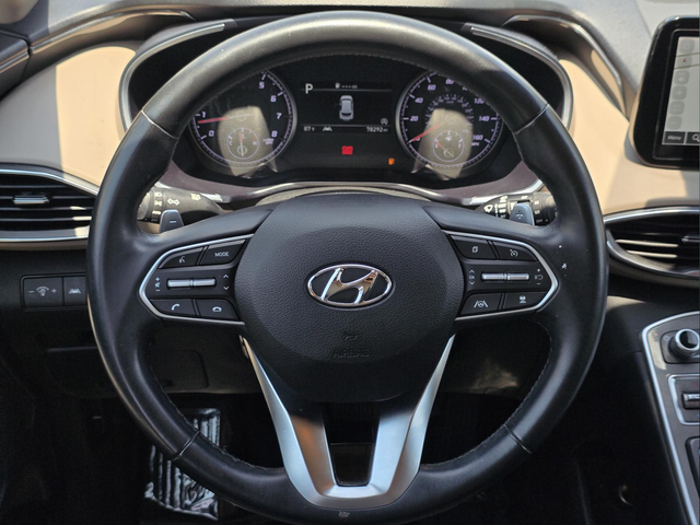 Used 2023 White Hyundai SEL image 30