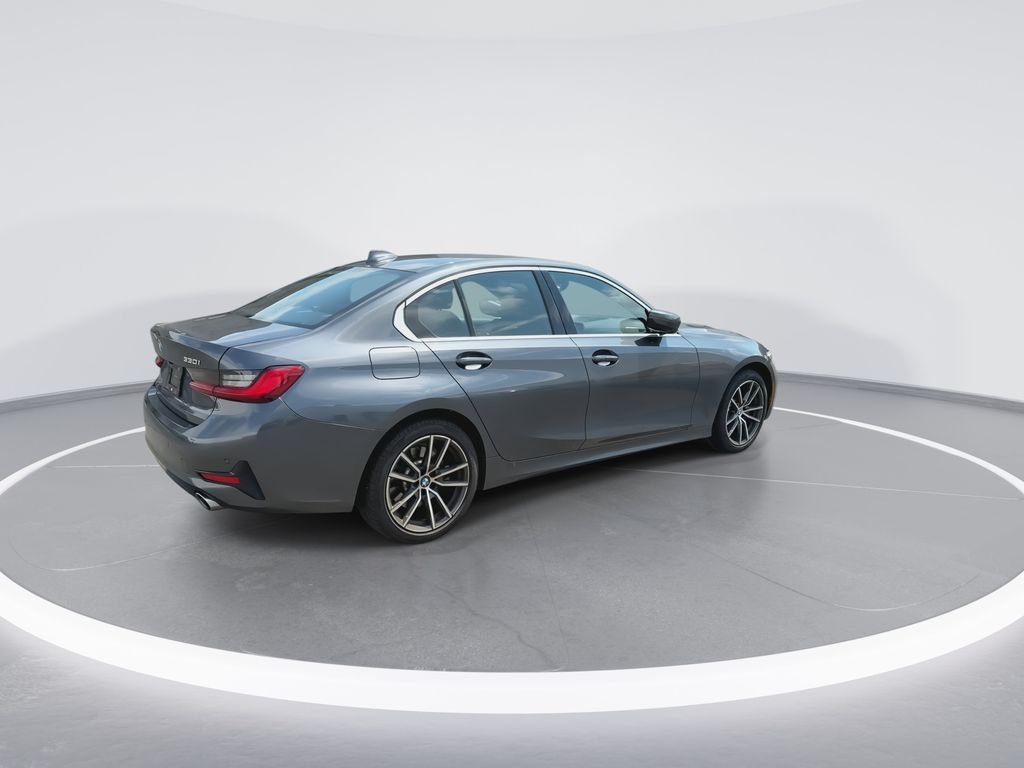 Used 2019 Mineral Gray Metallic BMW 330i xDrive image 8