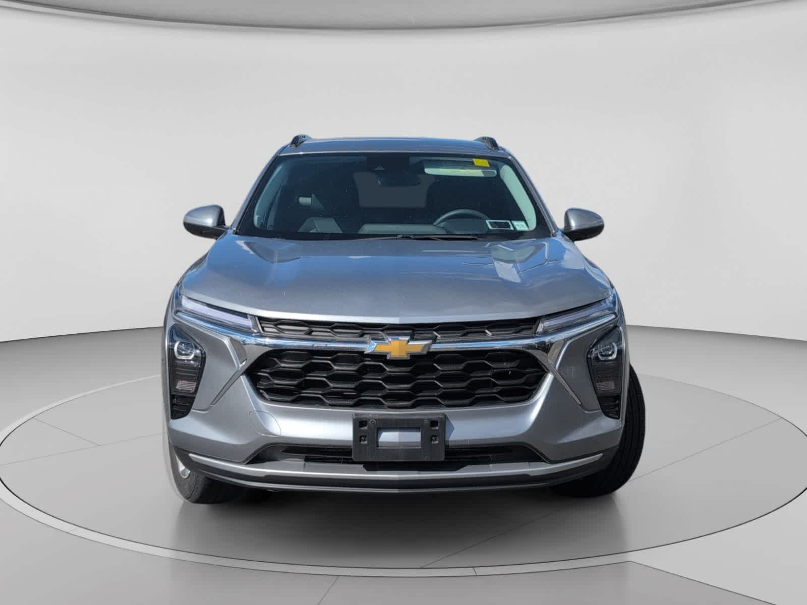 Used 2025 Sterling Gray Metallic Chevrolet LT image 2