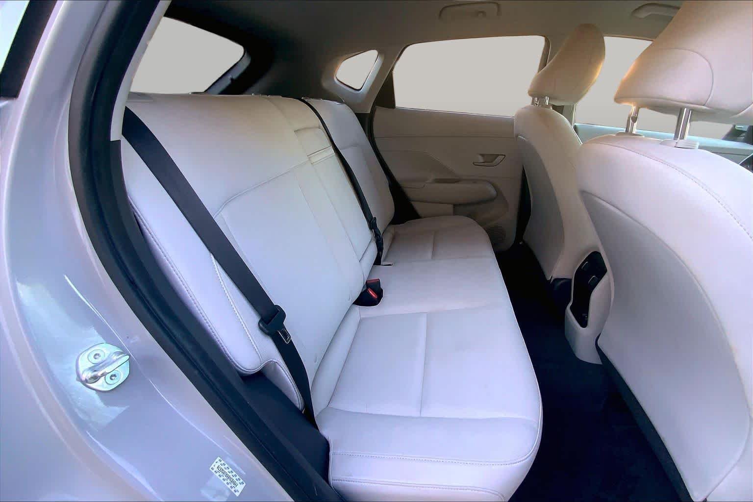 Used 2024 Cyber Gray Metallic Hyundai SEL image 19