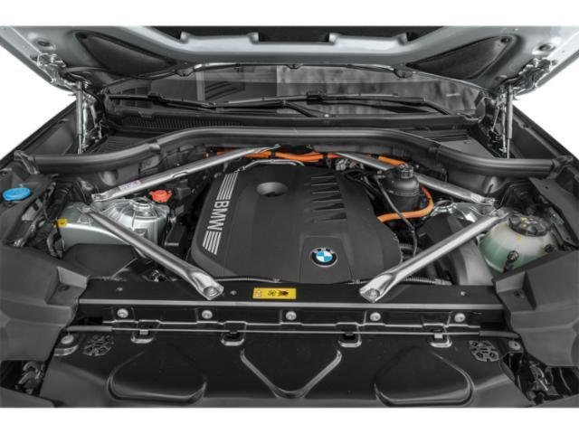 New 2026 Mineral White Metallic BMW xDrive50e image 7
