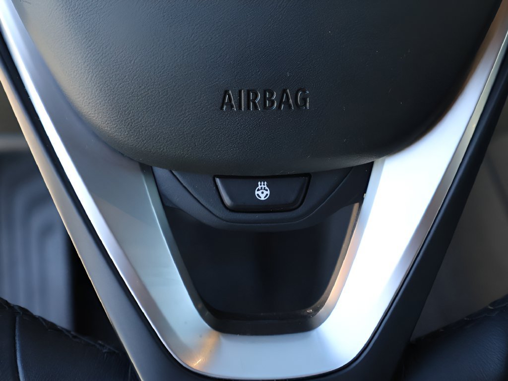 Used 2024 Mineral White Metallic BMW xDrive30i image 34