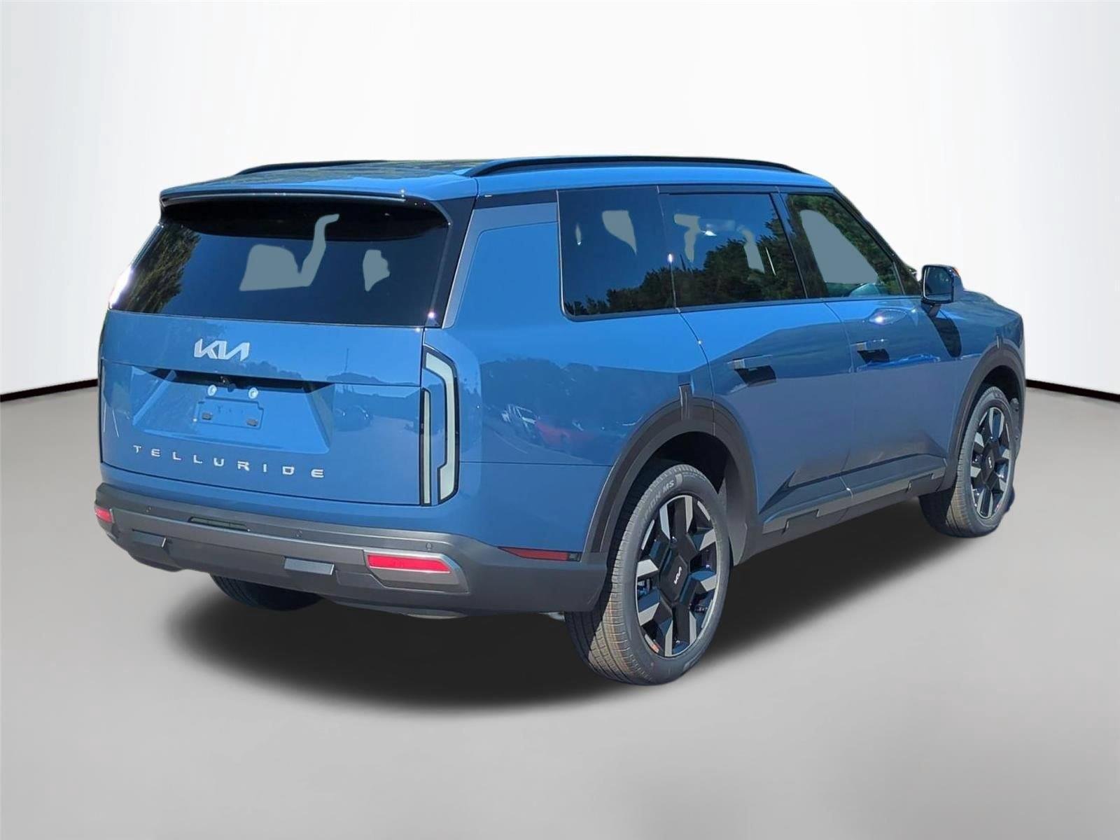New 2027 Midnight Lake Blue Kia S image 5