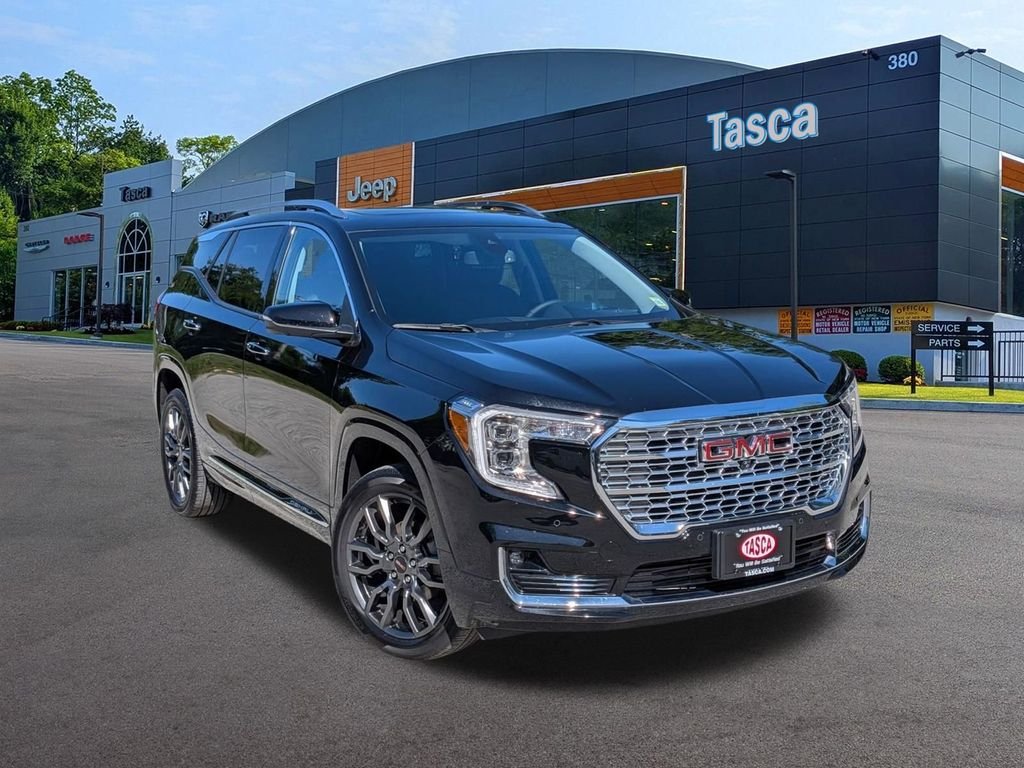 2024 GMC Terrain Denali AWD's photo